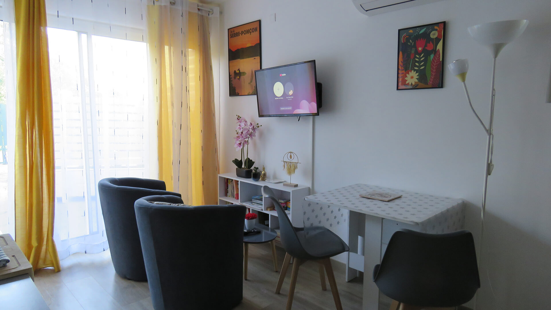 Studio Living room LouMélèze Location Vacances Embrun
