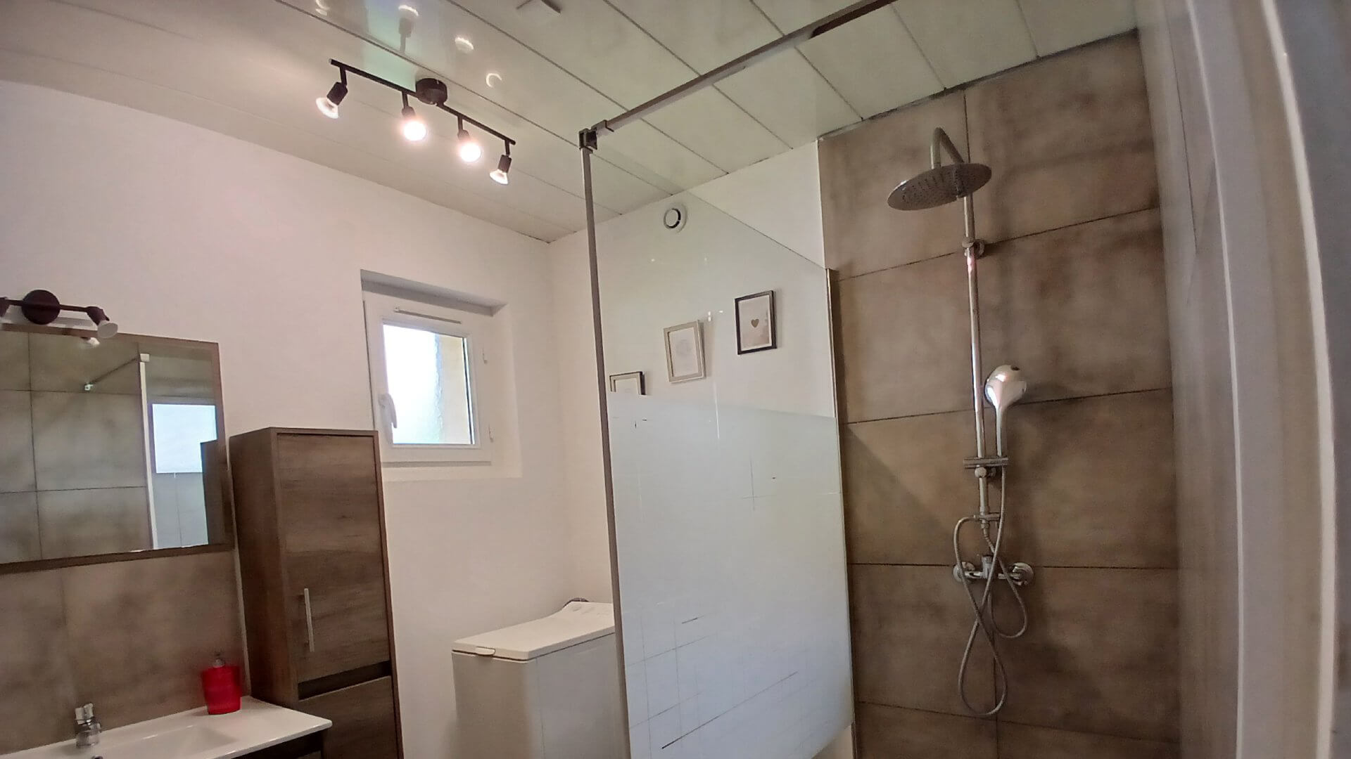 Salle de Bain Location vacances Embrun T3 - Lou Mélèze
