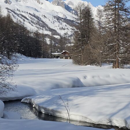 Neige, ski et grand air : l’hiver autour d’Embrun